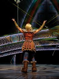 How to Train Your Dragon Jr stage performance dragon costumes and props