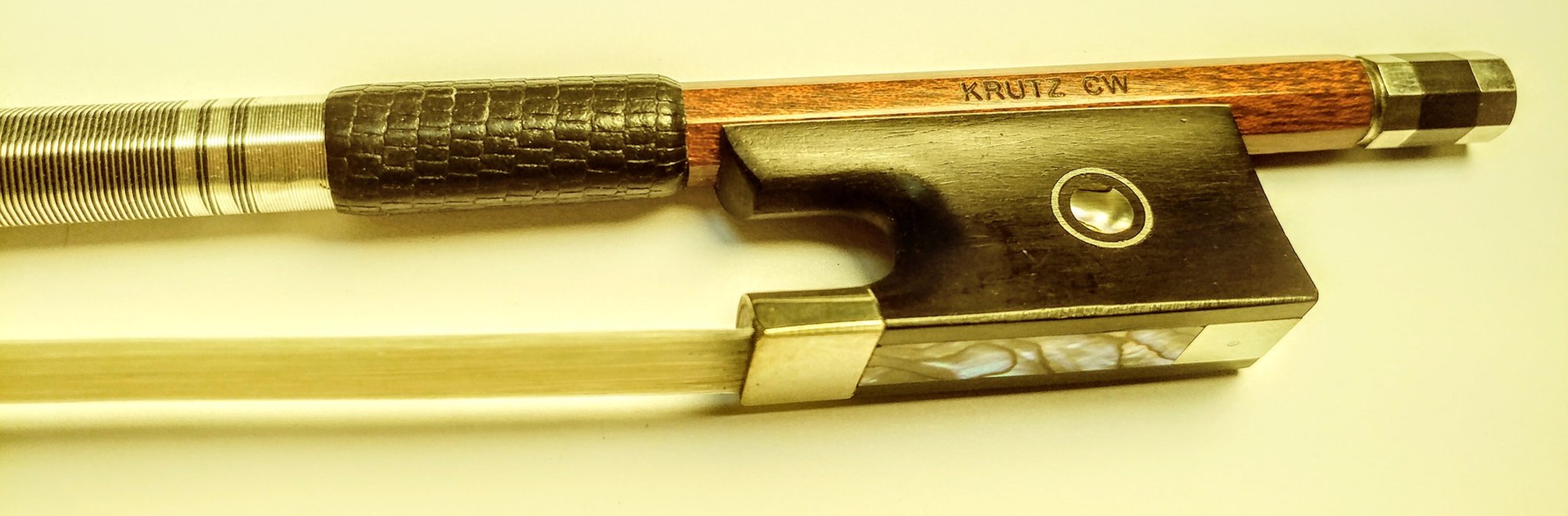 KRUTZ Hybrid Violin Bow Pernambuco wrapped carbon